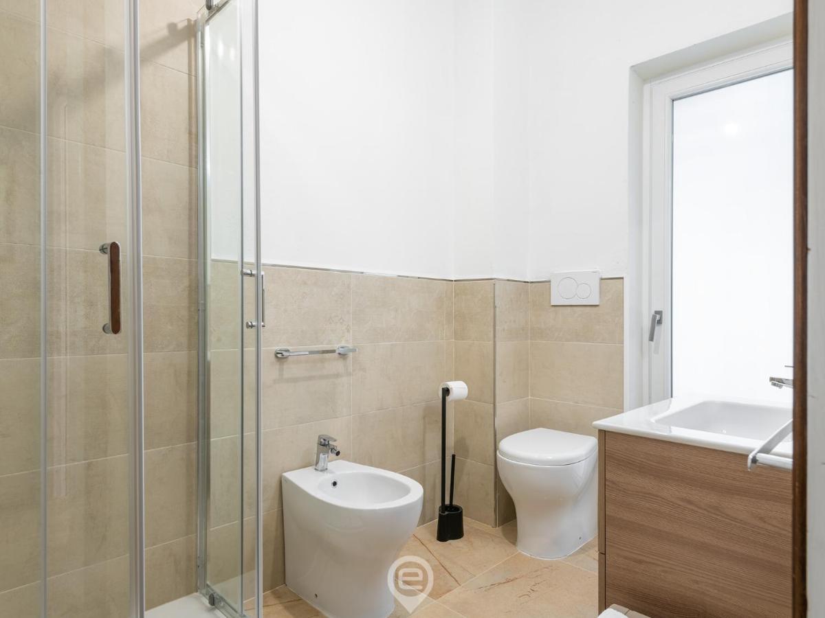 Diamond Apartment *