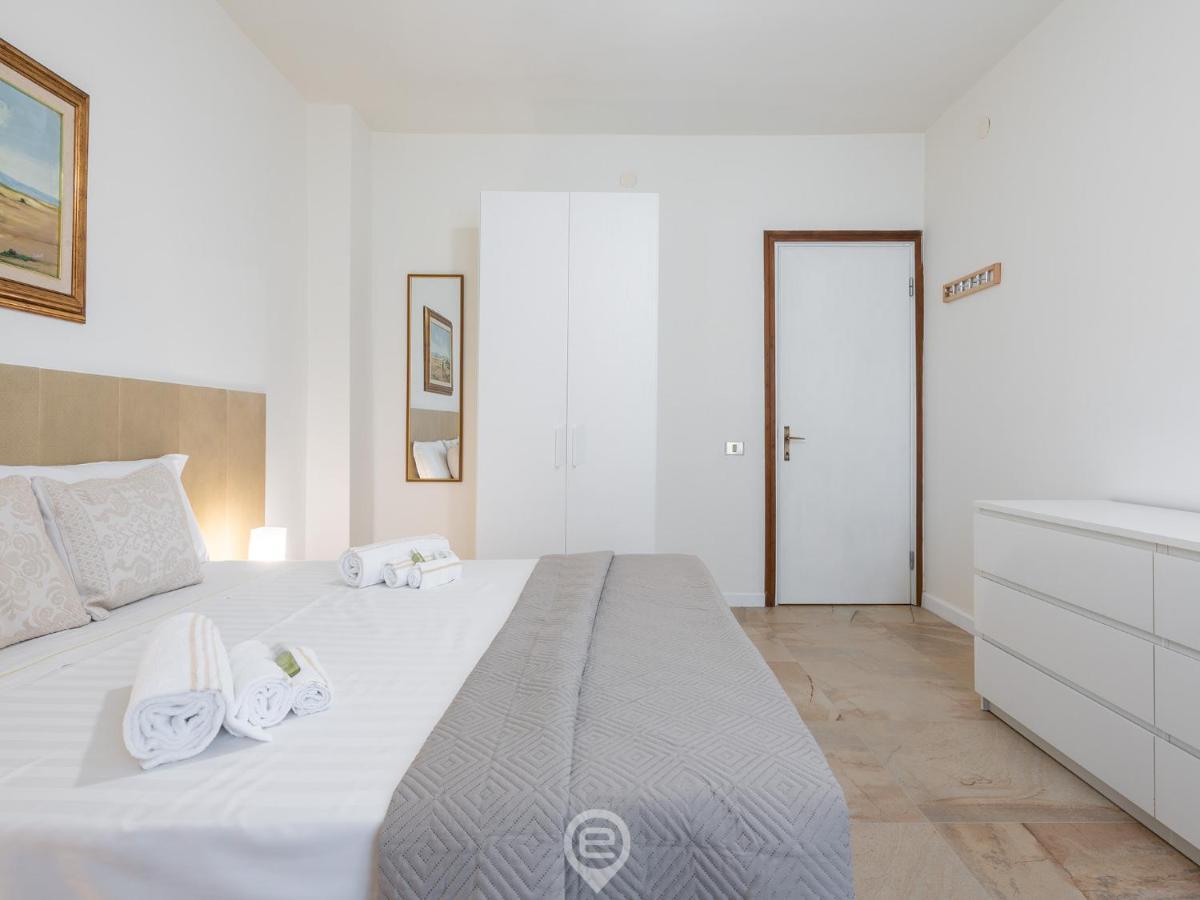 Diamond Apartment