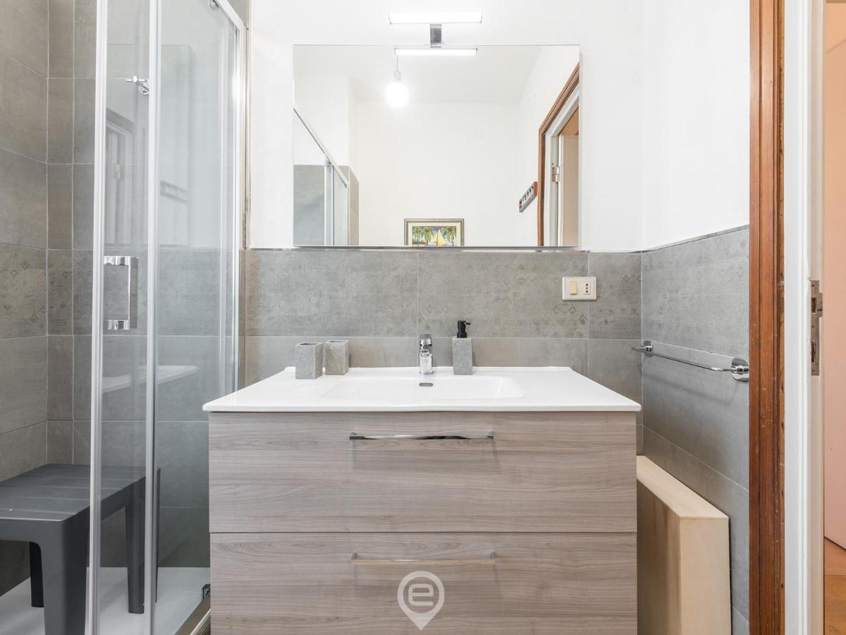 Diamond Apartment *